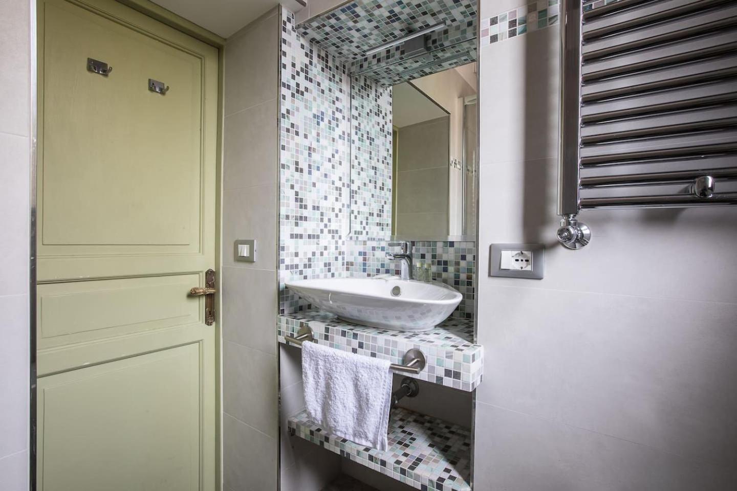 Crispi Deluxe 2 Bedroom Rom